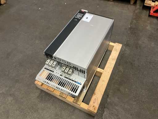 DANFOSS 55kW FC-302 131H1594 Przetwornik częstotliwości