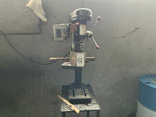 Univermac KTF 16 Drill press