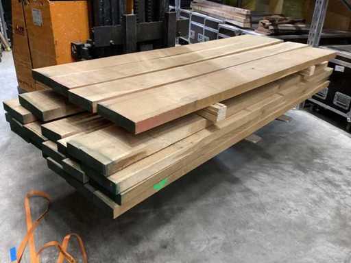 Oak superior planed / boards edged on 4 sides / oak / max 2.60m long / max width board 30cm / thickness board 52mm / dry air-dried
