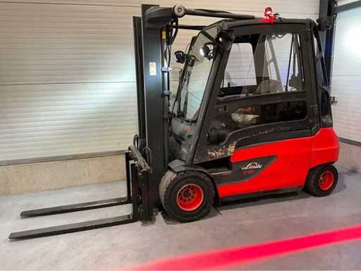 Wózek widłowy z 2019 Linde E35L-01 3500 kg