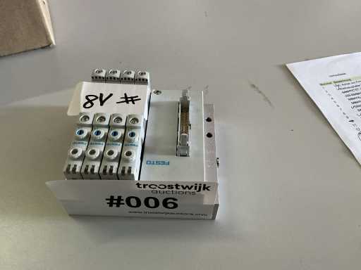 Festo VTUG-10-MRCR-B1T-26V20-G1/8-DT-QH4S-4P Ventieleiland