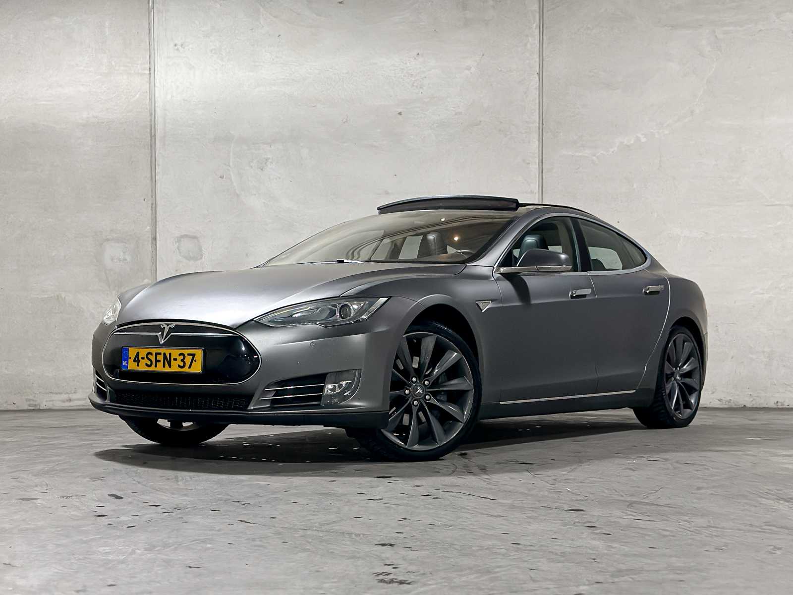 Tesla Model S 85 Performance 421pk 2013 (Origineel-NL) Free Supercharge, 4-SFN-37