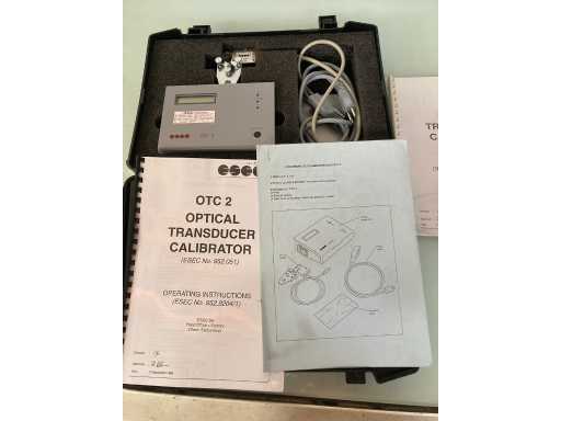 ESEC - OTC2 - Calibratore a trasduttore ottico