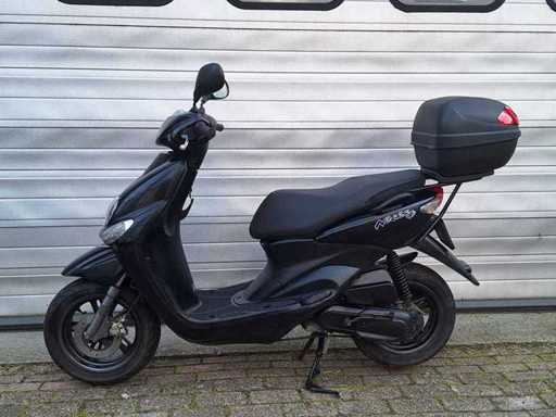 Yamaha Neos 45 km bromscooter 4takt