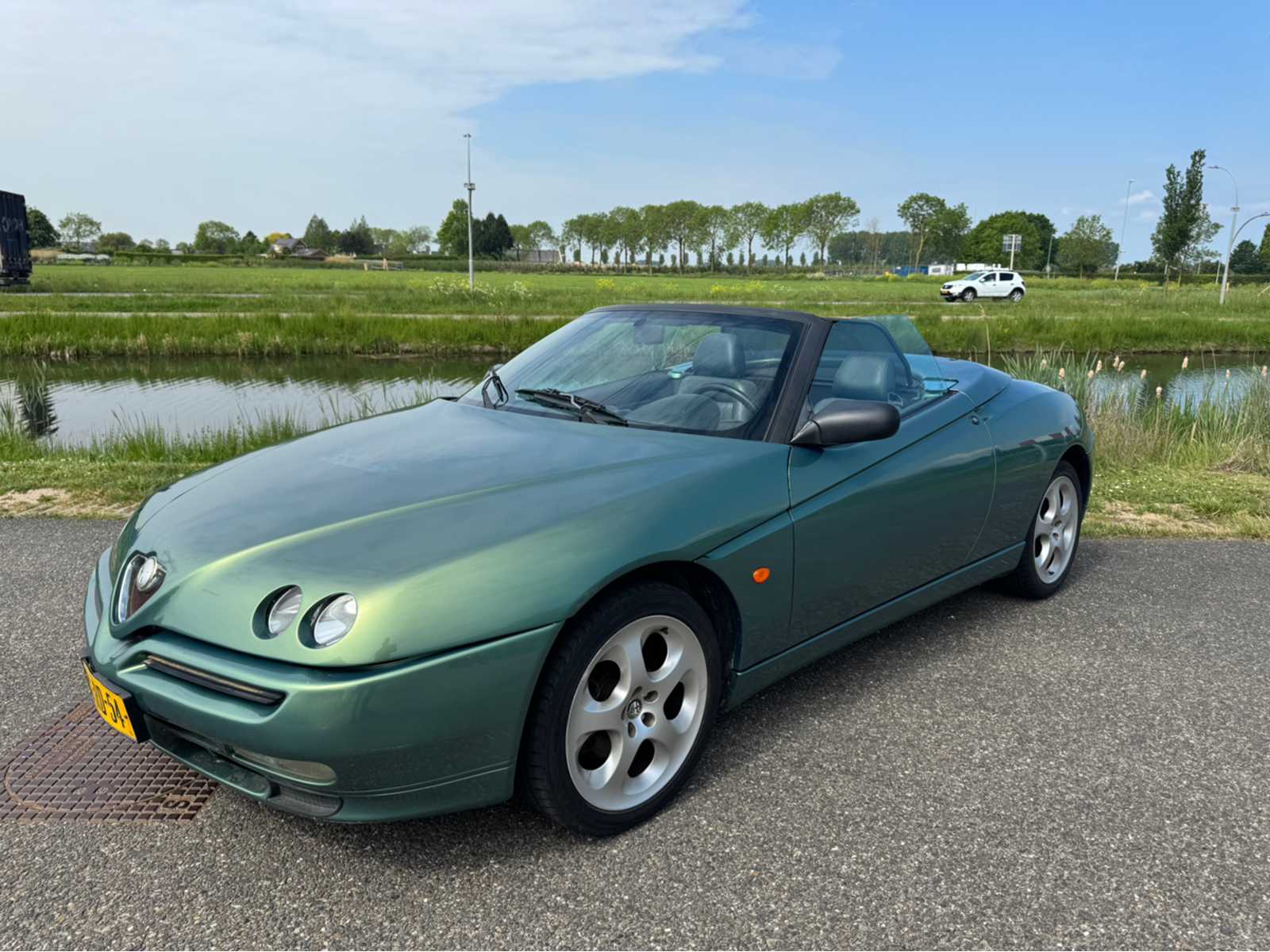 Alfa Romeo – 1998 – Spider v6 – 3.0-12V V6 – Car