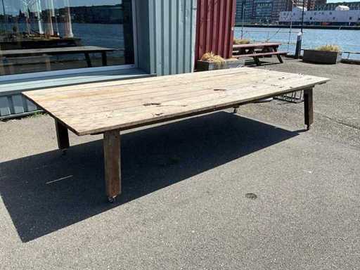 Mobiele restauranttafel