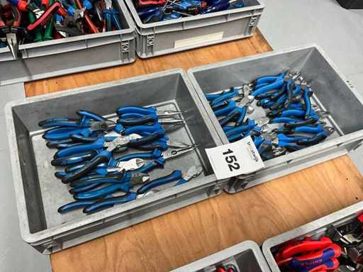 Batch of Gedore pliers