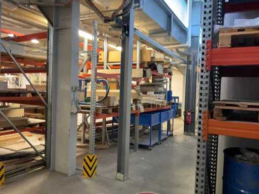 Zware plank, met inhoud