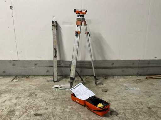 Instrument de nivel Leica NA820 / Oscilometru cu tijă de măsurare