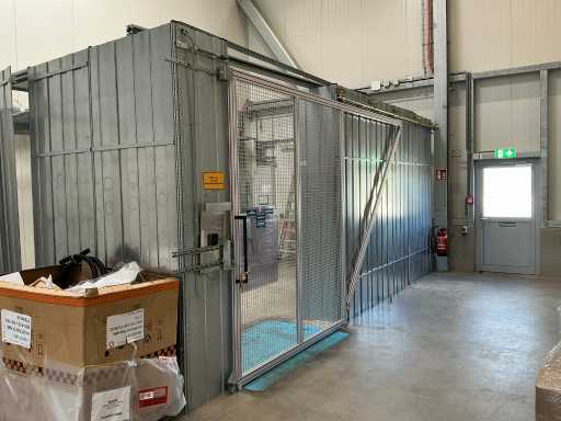 Incintă de protecție fără combinație