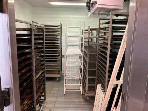 Rafturi și cărucioare (9x)