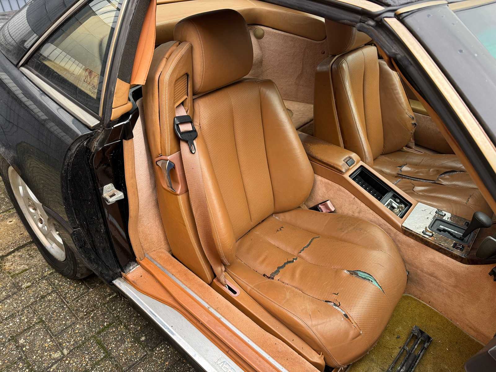 Mercedes-Benz SL500 Convertible 332PK 1992