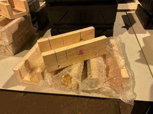 Betts Tools 23cm wooden Miter Box