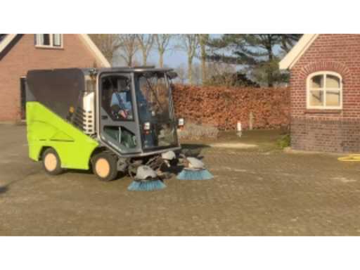 c06232ce-d7a7-43fc-9707-273ef049787a.mp4