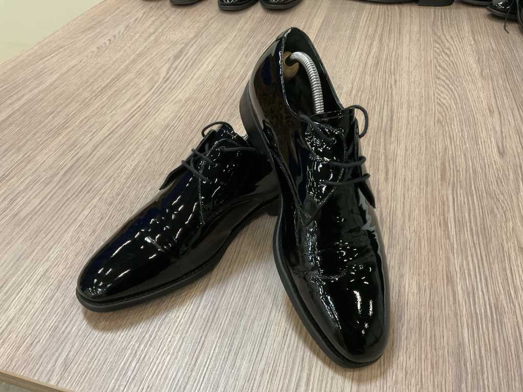 Van Bommel Para butów ze skóry lakierowanej (rozmiar 41)
