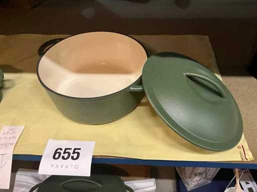 Cast iron cooking pots(3x)