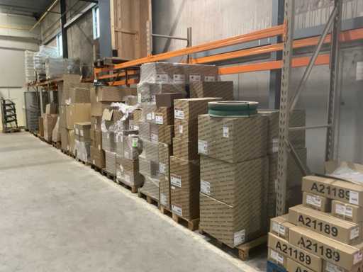 Spum? floral? oaz? de petrecere