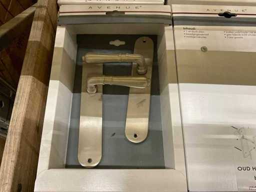 Jeux de poignées de porte aveugle Old Dutch (90x)