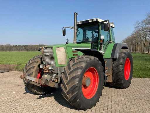 Tracteur agricole Fendt Favorit 822 à traction intégrale 1996