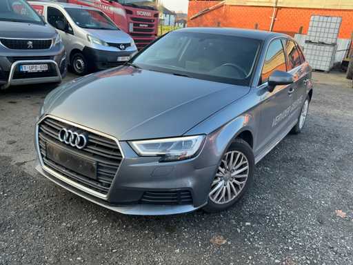 Mașina de pasageri Audi A3 Sportback 2016