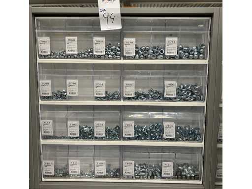 Série d’écrous à bouchon, écrous à oreille, écrous d’impact et écrous vissés