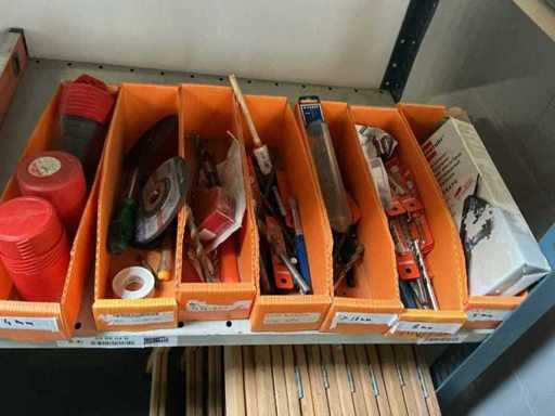 Batch verschiedener Werkzeuge