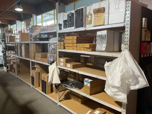 Partij diverse tassen