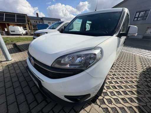 2016 Fiat Doblo Maxi 1.6 Multijet Diesel / Van, Kastenwagen, Schiebetüren, Doppelkabine 5-Sitzer