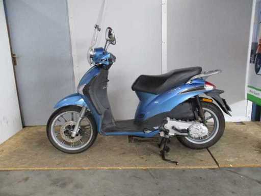 Piaggio - Moped - Liberty 4 TEMPI - Scooter