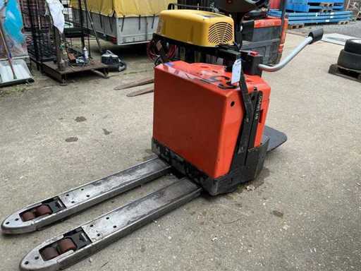 2013 BT Levio LPE 200/8 Electric Stacker 24V
