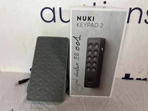 Clavier Nuki 2 – Verrou électronique de porte + batterie Xtorm Supercharge 20000 mah 