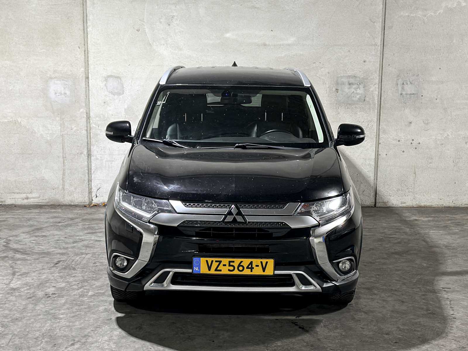 Mitsubishi Outlander 150pk 2016 (Origineel-NL), VZ-564-V
