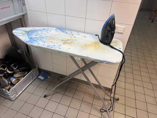 Koenic - Iron with board