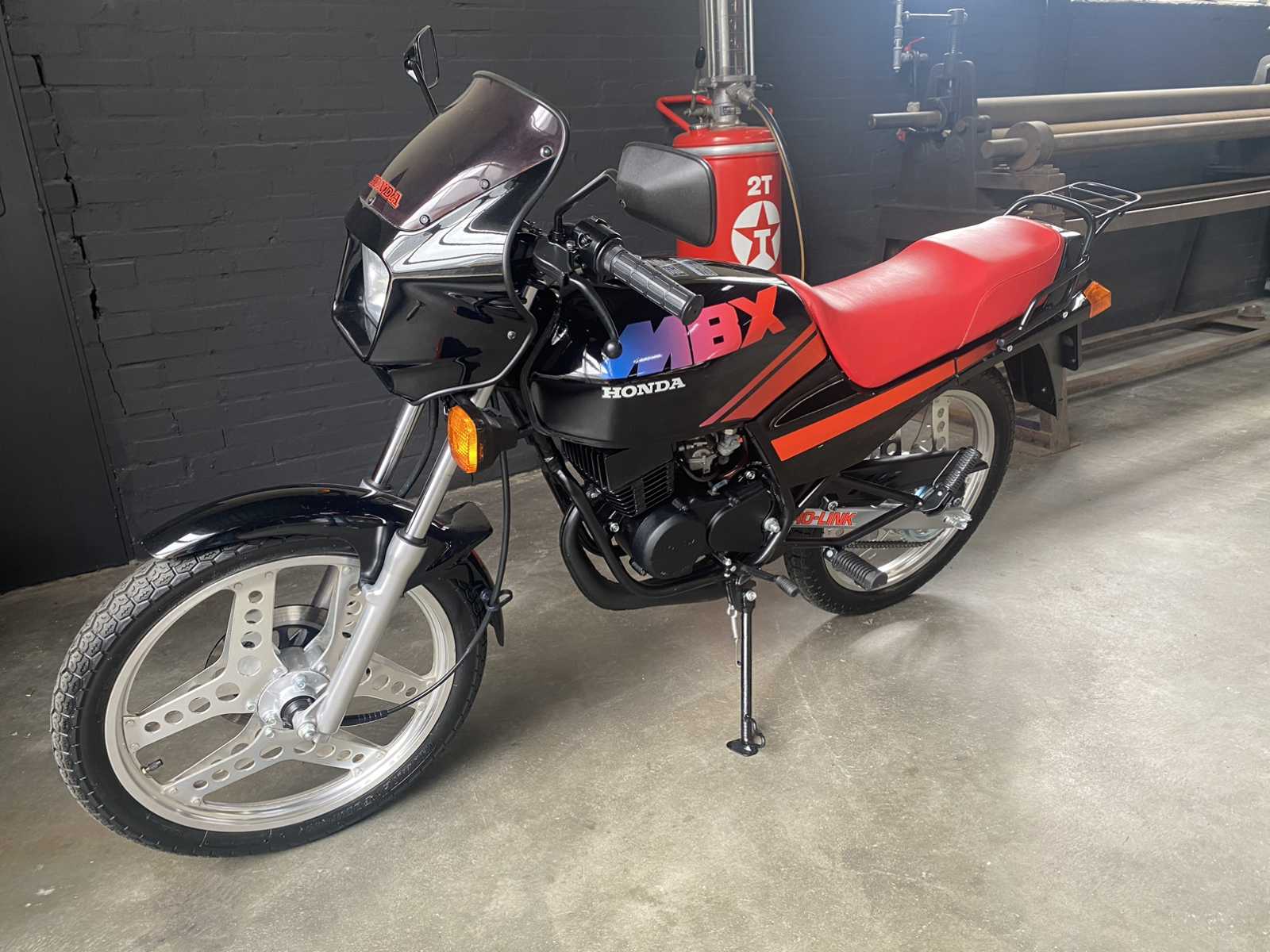 1985 Honda MBX50 Rainbow Moped | Troostwijk Auctions