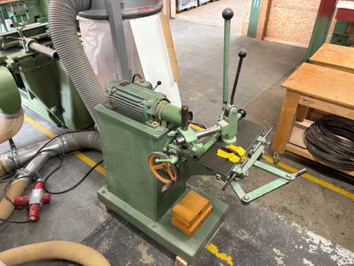 ELEKTROMOTORENWERK ERDING KM 1,5 L2 - Machine de forage à trous fendu