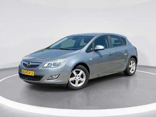 Opel Astra 1.6 Édition 2011 | 86-RSV-3
