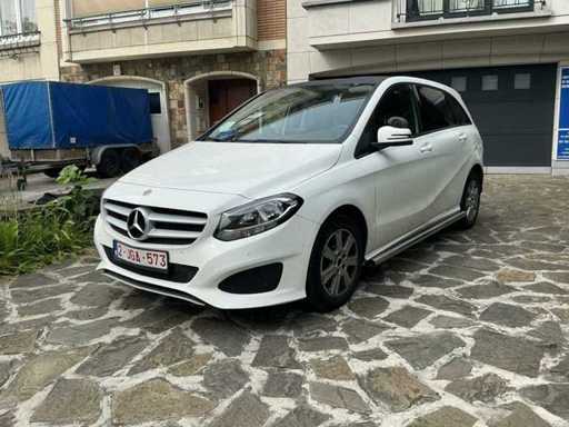 2018 Mercedes - Benz B220D Auto
