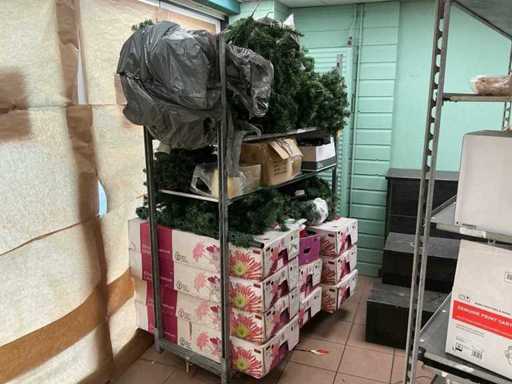 Różne świąteczne przedmioty