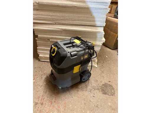 Kärcher Industrial Vacuum Cleaner NT 30/1 Tact L