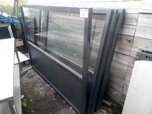 Terrace screens in aluminum and glass, removable