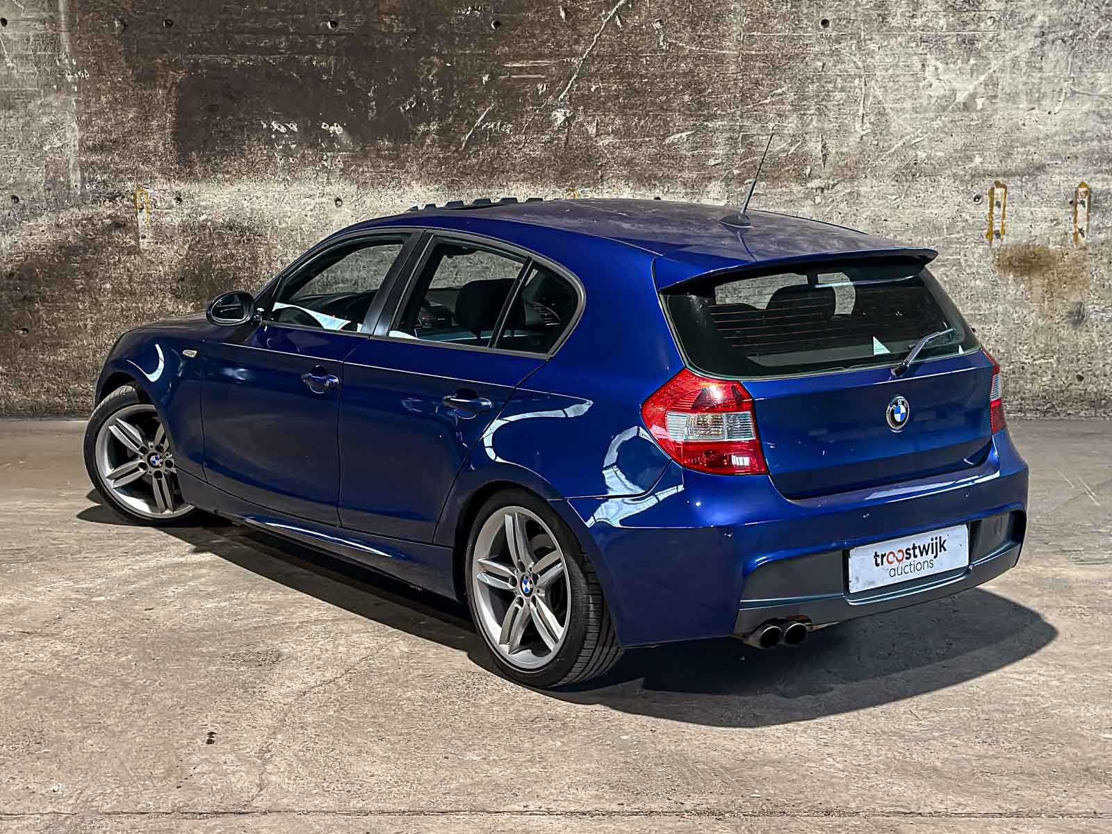 BMW 130i Introduction M-Sport 3.0 6-cilinder in-lijn 265pk 2005 1-serie, 50-TH-RD Youngtimers