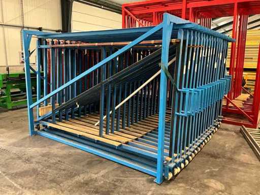 Sliding rack for glass