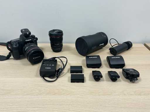 Appareil photo reflex numérique Canon EOS 6D Mark II avec accessoires