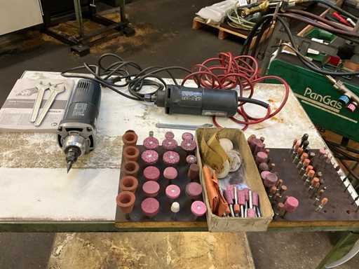 Ma?ini de rectificat Bosch cu medii abrazive (2x)