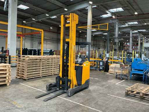 Jungheinrich - 2014 - ETV 214 - Reach Truck