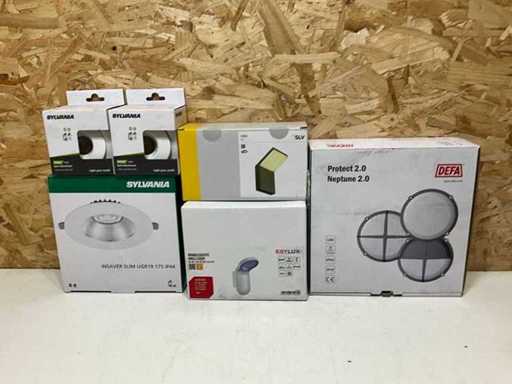 Charge verschiedener Lampen und Spots (6x)