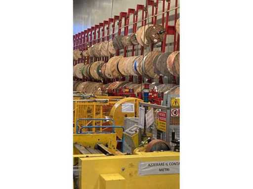 Metal shelving for disassembled reels