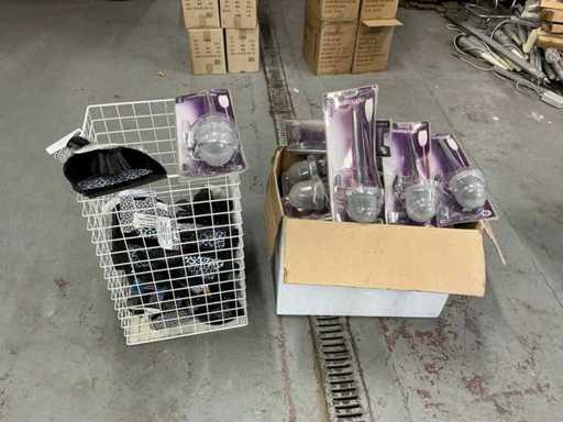 Lotto di spazzole e palette per water