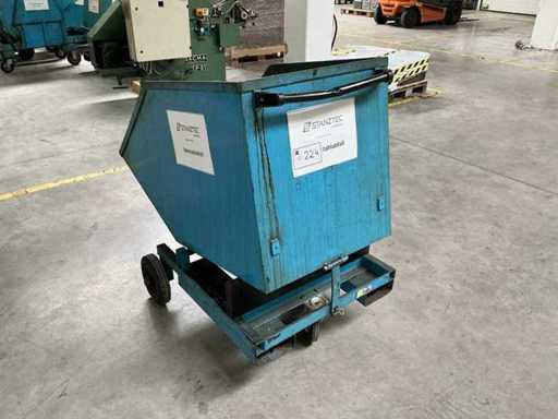 2000 EUROKRAFT O 544 m.T. Contenedor de vertido de astillas