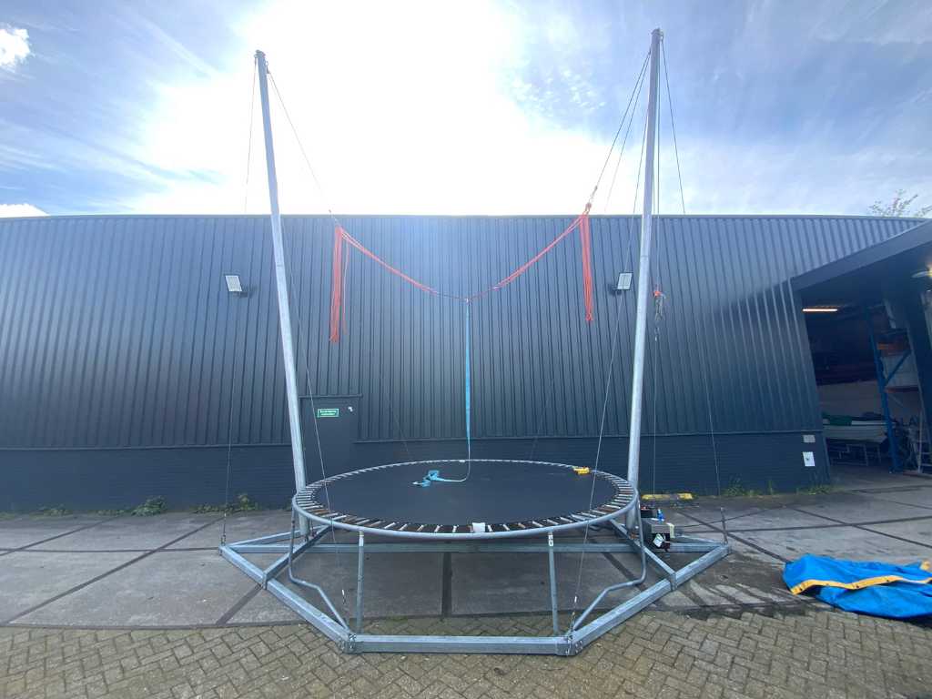 Bungee trampoline